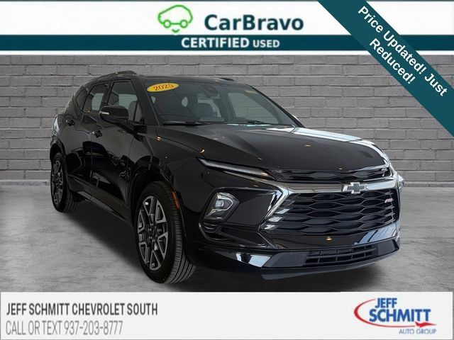 Certified 2025 Chevrolet Blazer RS FWD image 1