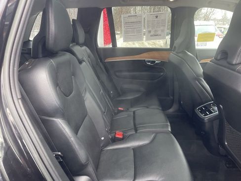 Used 2023 Volvo XC90 B6 Plus w/ Protection Package Premier image 22