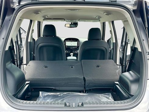 New 2025 Kia Soul S image 7