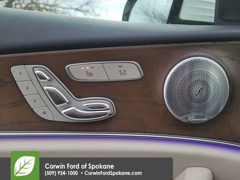 Used 2019 Mercedes-Benz E 300 4MATIC image 25