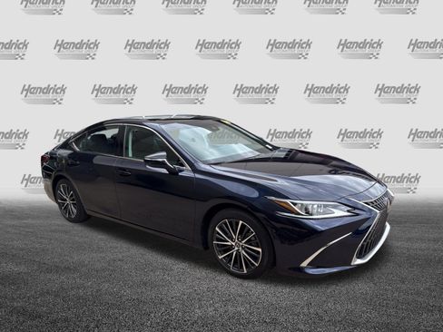Used 2022 Lexus ES 350 w/ Premium Package FWD image 2