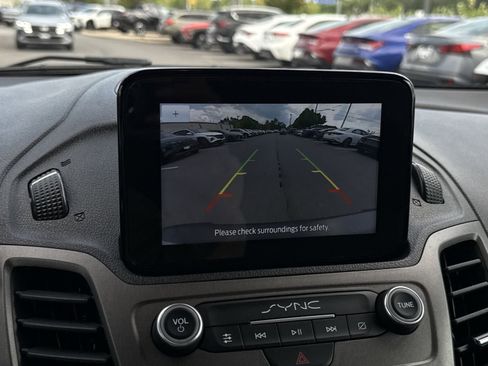 Used 2022 Ford Transit Connect XLT FWD image 19
