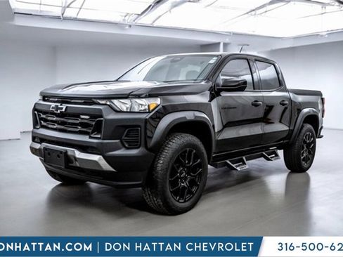 Used 2024 Chevrolet Colorado Trail Boss w/ LPO, Dark Essentials Package image 1