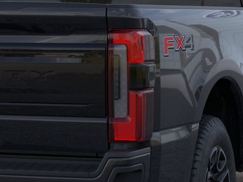 New 2025 Ford F350 Platinum w/ FX4 Off-Road Package AWD/4WD image 21