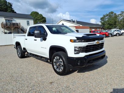 Used 2024 Chevrolet Silverado 2500 Custom w/ Custom Value Package