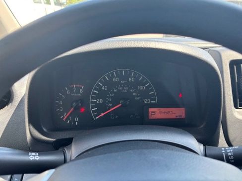 Used 2019 Nissan NV200 SV image 12