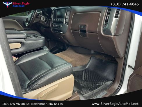 Used 2018 Chevrolet Silverado 1500 LT w/ Texas Edition AWD/4WD image 8