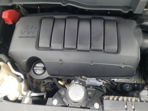 Used 2014 GMC Acadia SLT w/ Technology Package image 30