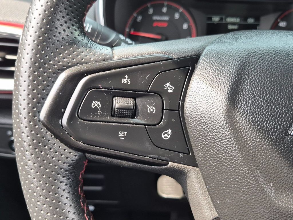 Used 2023 Chevrolet TrailBlazer RS FWD image 14