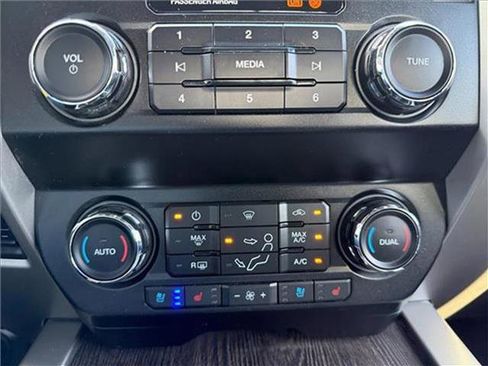 Used 2020 Ford F250 Lariat image 32