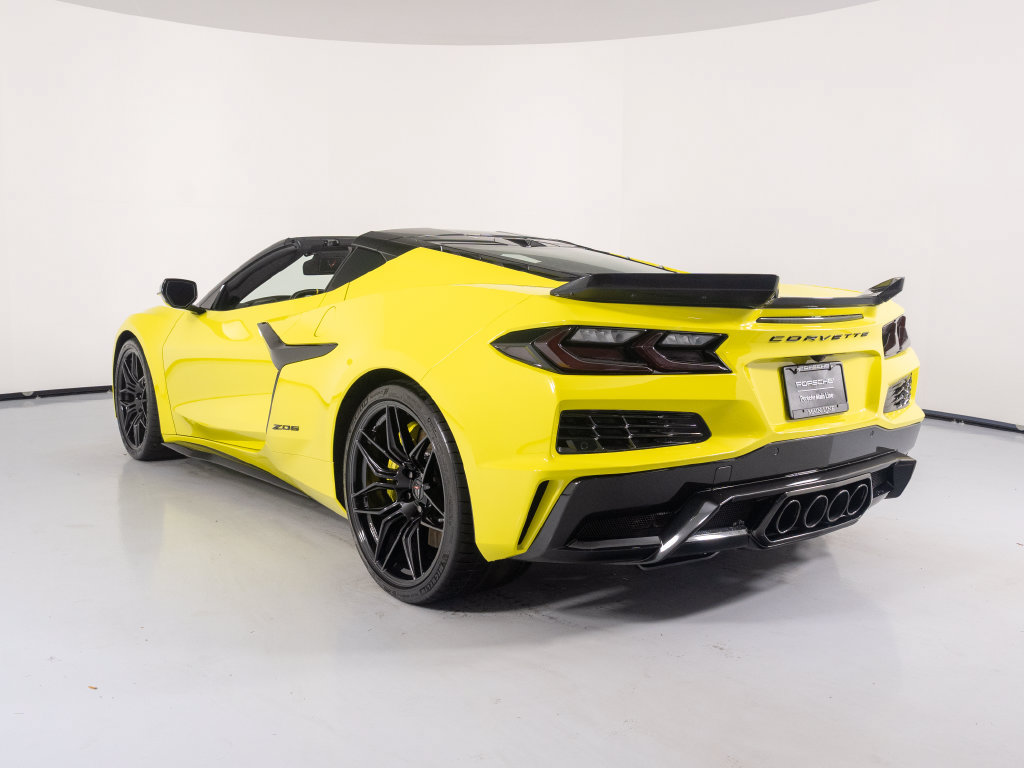 Used 2023 Chevrolet Corvette Z06 w/ Battery Protection Package RWD image 4