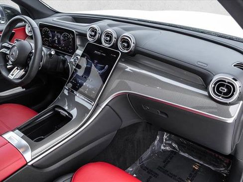 Certified 2025 Mercedes-Benz GLC 43 AMG 4MATIC image 24