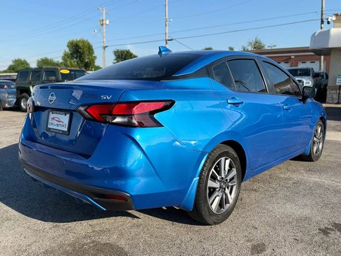 Used 2020 Nissan Versa SV w/ Trunk Package FWD image 5