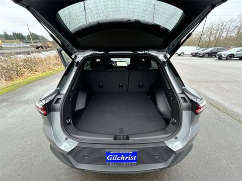 Used 2025 Chevrolet Equinox EV LT w/ Comfort Package image 24