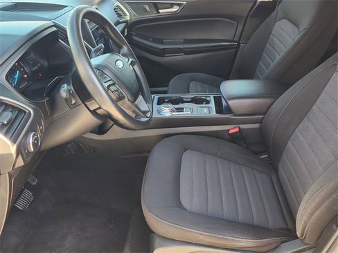 Used 2022 Ford Edge SE w/ Black Appearance Package image 11