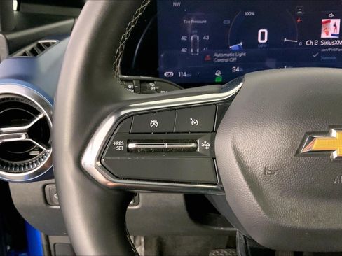 Used 2025 Chevrolet Equinox EV LT w/ Convenience Package FWD image 18