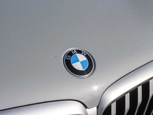 Used 2025 BMW X5 xDrive40i image 11