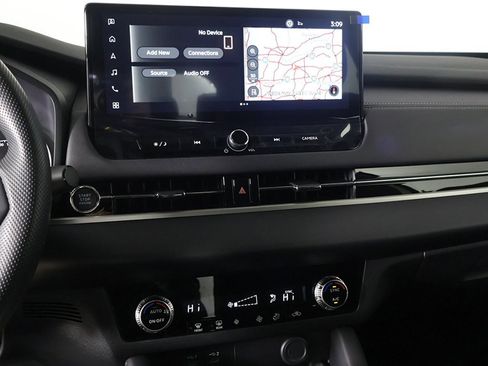 New 2026 Mitsubishi Outlander ES image 42