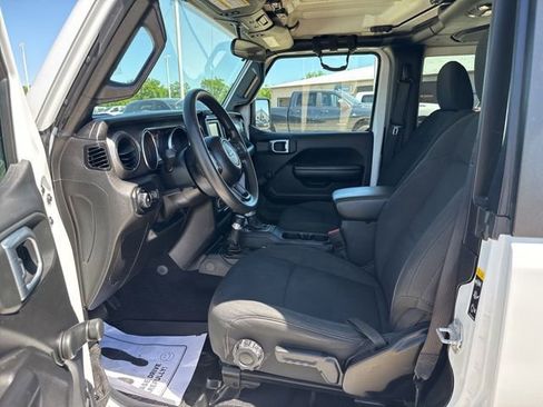 Used 2021 Jeep Wrangler Sport AWD/4WD image 15