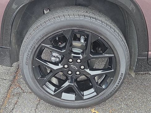 Used 2024 Chevrolet Traverse RS image 7