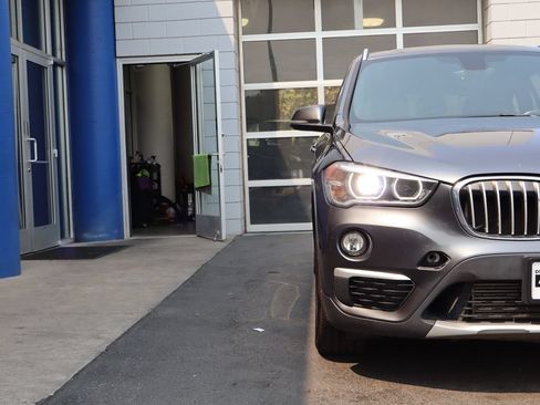 Used 2016 BMW X1 xDrive28i AWD/4WD image 27