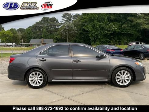 Used 2014 Toyota Camry XLE FWD image 8