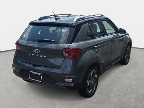 New 2026 Hyundai Venue SEL FWD image 5