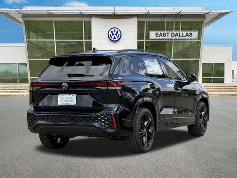 New 2026 Volkswagen Tiguan SE R-Line FWD image 3