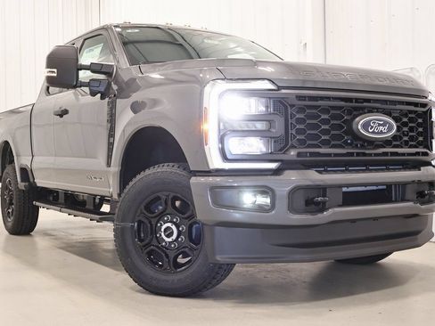 New 2026 Ford F350 XL w/ STX Appearance Package AWD/4WD image 32