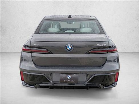 New 2026 BMW 750e xDrive w/ Executive Package AWD/4WD image 8