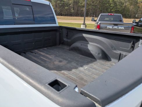 Used 2024 RAM 2500 Big Horn w/ Night Edition image 7