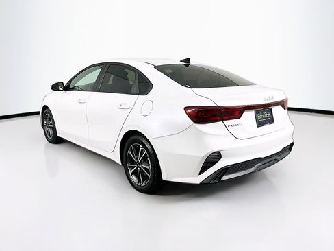 Used 2022 Kia Forte LXS FWD image 5