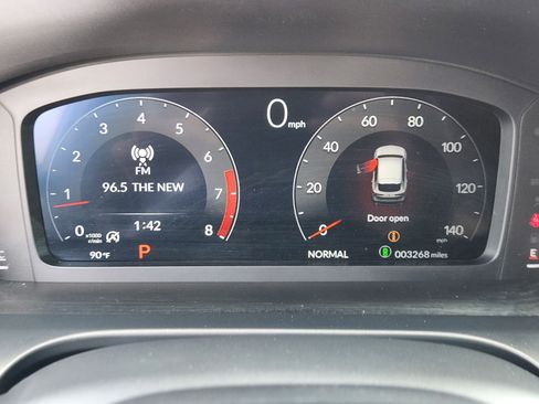 Used 2025 Acura ADX A-Spec image 10