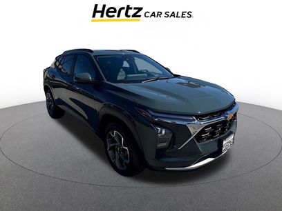 Used 2025 Chevrolet Trax LT w/ LT Convenience Package