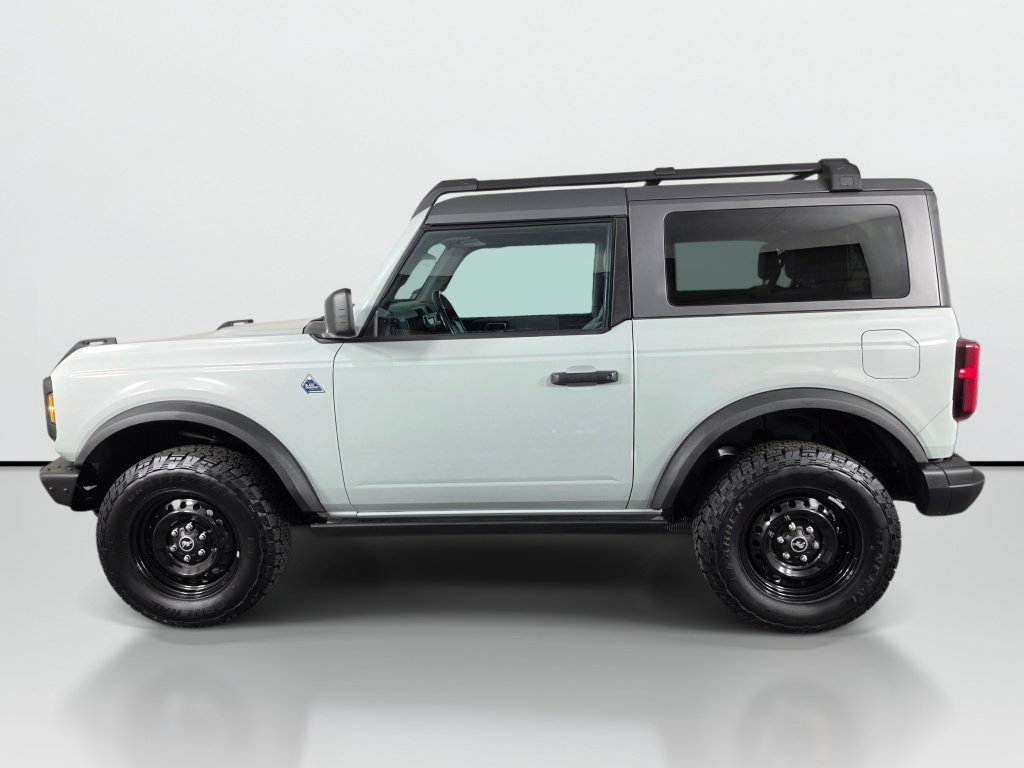 Used 2023 Ford Bronco Black Diamond AWD/4WD image 2