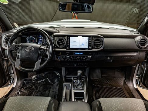 Used 2023 Toyota Tacoma TRD Sport image 13