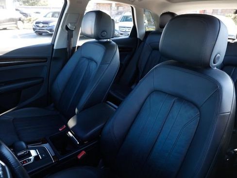 Used 2018 Audi Q5 2.0T Premium Plus w/ Premium Plus Package image 6