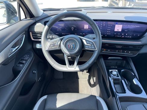 Certified 2025 Buick Envision Sport Touring AWD/4WD image 17