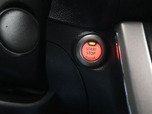 Used 2015 Nissan Sentra SV image 21