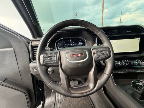 Used 2023 GMC Sierra 1500 AT4 w/ Technology Package AWD/4WD image 16