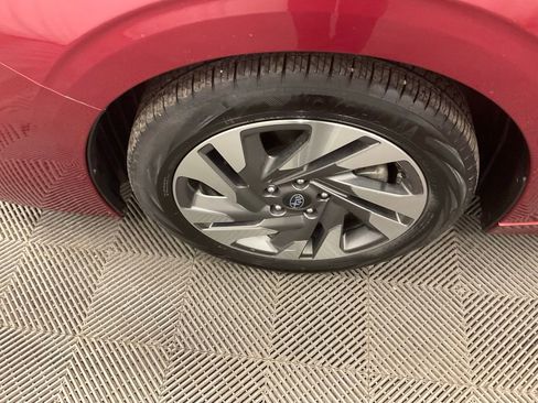 Certified 2025 Subaru Legacy Limited image 15