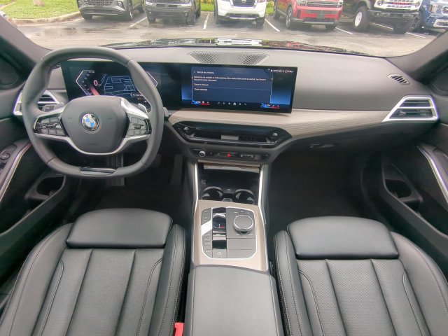 Used 2025 BMW 330i xDrive Sedan AWD/4WD image 16