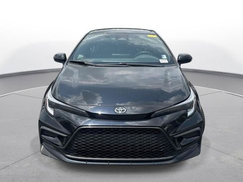 Used 2025 Toyota Corolla SE FWD image 3