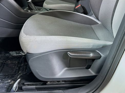 Used 2024 Volkswagen Taos S image 18