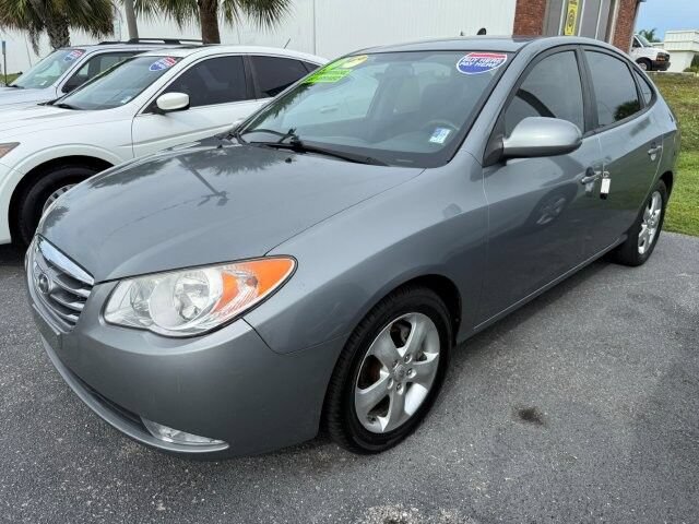 Used 2010 Hyundai Elantra SE FWD image 3