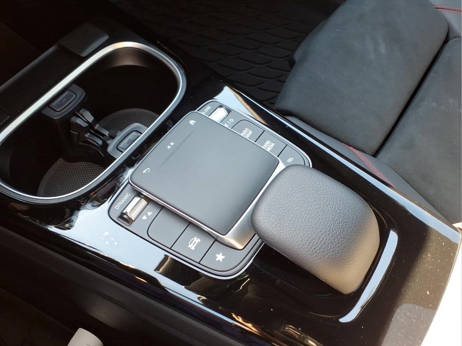 Certified 2023 Mercedes-Benz CLA 250 4MATIC image 17