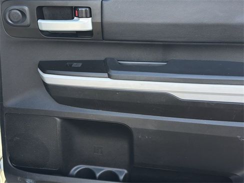 Used 2019 Toyota Tundra SR5 w/ SR5 Upgrade Package image 39