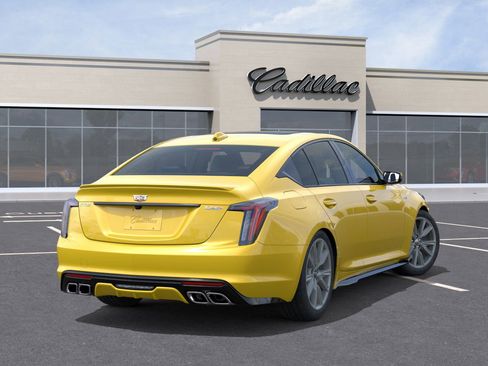 New 2026 Cadillac CT5 V image 4