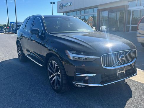 Used 2023 Volvo XC60 B5 Ultimate w/ Climate Package AWD/4WD image 1
