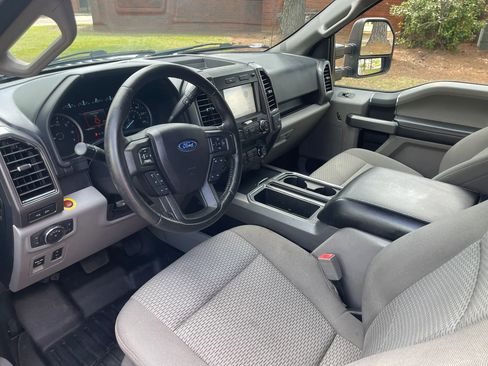 Used 2019 Ford F150 XLT w/ Equipment Group 301A Mid RWD image 11